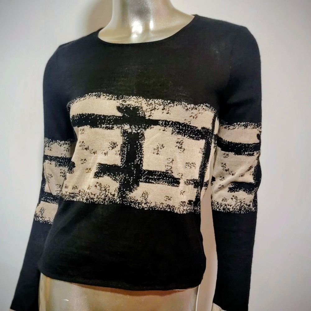 CHANEL Black Tan Cashmere Blend Sweater Top Size 42 M